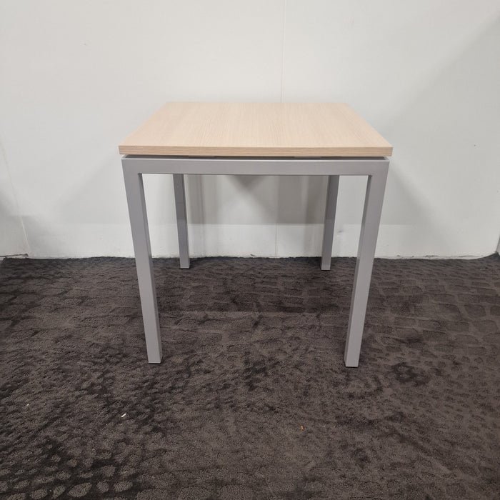 Skolbord / mindre mötesbord 70x70